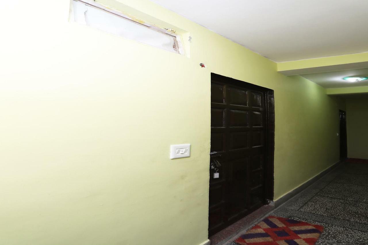 Oyo 43694 Hotel Hillson Pauri Eksteriør billede